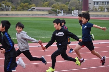【かけっこ】走って学んで速くなろう！　学校でも注目の的に☆「SETONAMI SPORTS CLUB」
