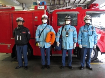 出動から戻ってきたポンプ隊の皆さん