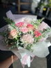 「ピンクと白でまとめた花束のご紹介」