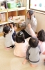 園長と明るく楽しく元気よく遊んでいます。「わくわく保育園」