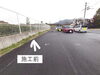 施工前：草刈の範囲も細長く広いです。「いろいろなお仕事紹介（除草対策編）：　防草コンクリート工事～島根県出雲市」