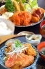 上：本日のミックスフライ定食
下：ワサビあんかけ鶏唐丼「食楽 縁」
