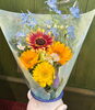太陽のように明るい旬の花束「夏のひまわりブーケ＆アレンジメントで元気を届けませんか【おしゃれな雑貨のある福島市のお花屋さんまめ猫の家　かわいい看板猫がお出迎え♪】」