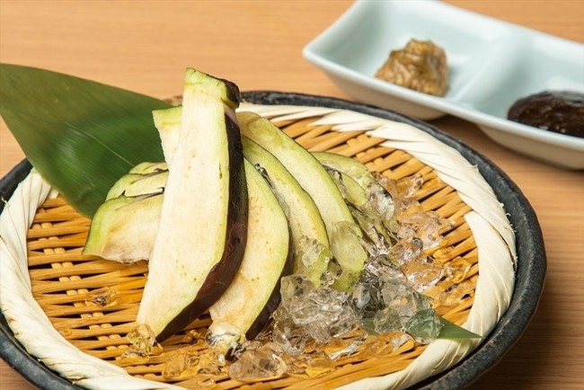 夏季限定 まるで果実のような 夏野菜の刺身 をはじめ 夏の風物詩 鱧 のほか 青森県産にんにく丸揚げ などのスタミナメニューが揃う お薦め皿 初夏のみぎり が 今井屋本店 9店舗にてスタート 新宿の新店情報 ニュース しんじゅくノート 新宿区 夏季限定 まるで果実のような 夏野菜の刺身 をはじめ 夏の風物詩 鱧 のほか 青森県産にんにく丸揚げ などのスタミナメニューが揃う お薦め皿 初夏のみぎり が 今井屋本店 9店舗にてスタート 新宿の新店情報 ニュース しんじゅくノート 新宿区