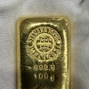 金インゴット