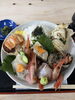 やりすぎ海鮮丼「GW中、【やりすぎ海鮮丼】先着５食限定❗️予約なしで食べられます✨」