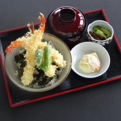 大海老と温玉天丼