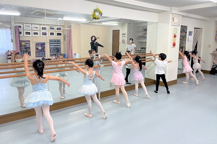 「八橋智子バレエ教室」金沢区のバレエ教室　子供の習い事や大人の美容・健康にも♪
