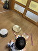 曲に合わせて自分の感覚で自由に打楽器演奏中「保育園出張レッスン　未就学児のレッスンです」