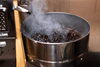 「直火焙煎で引き出す、香りと風味のバランス」