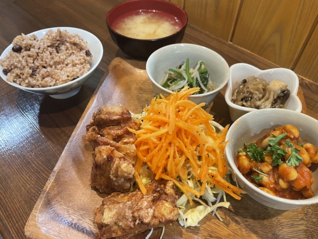 「厨～くりや～Kuriya」食べた瞬間に身体が喜ぶ料理をつくる、三津浜のちいさな居酒屋