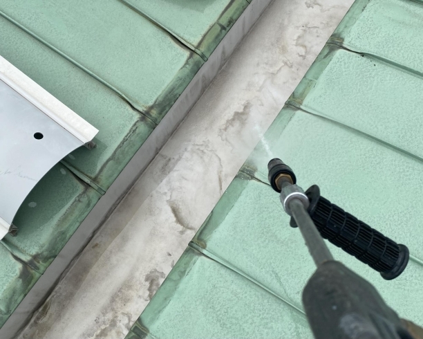 高圧洗浄「屋根塗装を札幌市北区新琴似にて塗装を行いました！「石狩にある屋根塗装・外壁塗装の専門店  木下塗装」」