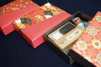 お気に入りの道具箱です♪　趣味で和紙人形の制作を行っております「はじめ書道教室」