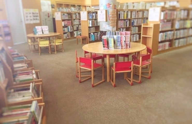 甲府市立図書館