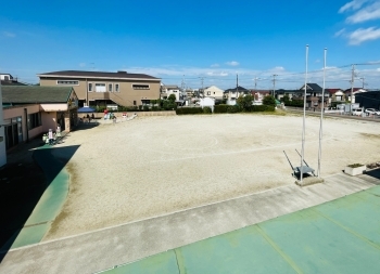 広々とした園庭では、いつも子どもたちが走り回っています！「古和釜幼稚園」