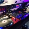 DJ&Bar Y's