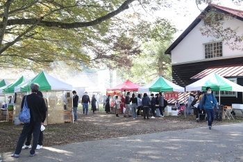 5月から11月の第3日曜日は「kitokitoマルシェ」開催「産直 まゆの郷」
