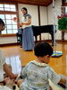 歌を聴きながら自由に遊べます。「《０歳からの親子ふれあい「そよかぜ」コンサート》に伺ってきました♪」