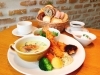 境港サーモンとシーフードのグリーンカレー「3月のフェア「あつあつカレー3種フェア」開催中！」