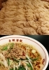 こだわりの自家製麺は醤油スープによく絡みます「辛麺酒飯 虎to猿」