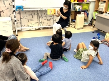 未就園児から大人まで幅広い世代が通っています
振替もOKです「Kids English Club（キッズイングリッシュクラブ）」