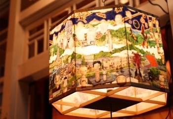 肘折温泉郷　湯治場風情漂う温泉街に、絵灯籠の灯が灯ります「山形県最上郡大蔵村」