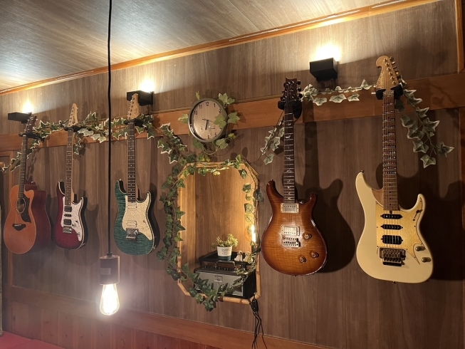 「秀ギター教室」市川駅近　マンツーマンレッスン＆レコーディングで着実に上達！