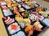 9マスのお弁当1404円からうけたまわります。「彩り豊かな和食弁当で各種お集まりに華を添えます」