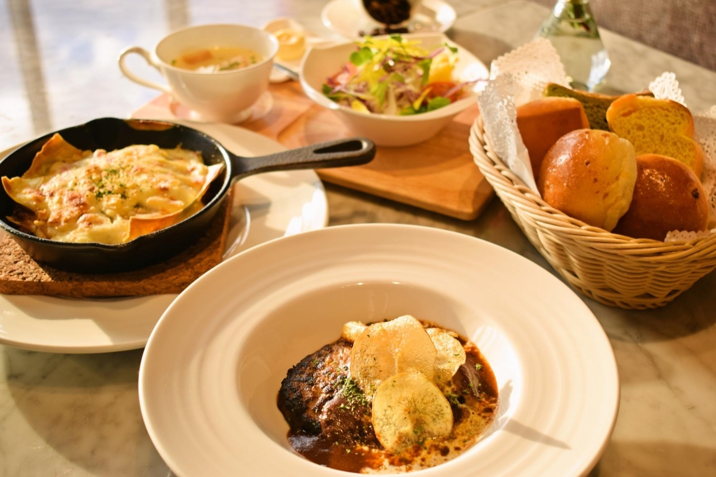 佐世保市新港町 アトリエアッシュ ハーバーテラスsasebo迎賓館内 のランチ 佐世保のランチおすすめ店 まいぷれ 佐世保