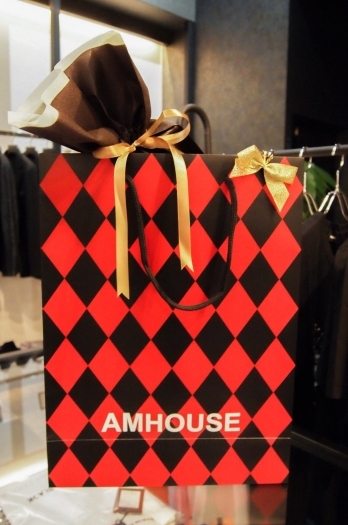 プレゼント用のラッピングも承ります。「AMHOUSE BAR アムハウスバー」