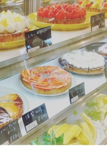 季節によって違った味が楽しめるカットケーキ「宇佐美菓子店A la maison」