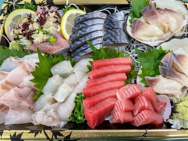 刺身盛り合わせ「先週のお刺身・寿司・海鮮丼、沢山のご注文ありがとうございました❗️」