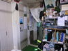 散らかっていますが、必要と有らば授乳スペースを確保します。「セレモニー峠商店」
