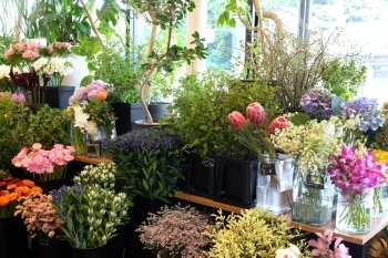 見栄えやボリュームにもこだわり、心を込めてご用意いたします「Flower shop hanamo」