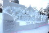 ❸市民のひろばの中雪像（9丁目、昨年、編集部撮影）「2024さっぽろ雪まつり。見どころピックアップ」