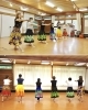 歌詞や動きの意味をお伝えしながらレッスンを進めます「那珂川市フラダンス教室 レイ マカナアロハ」