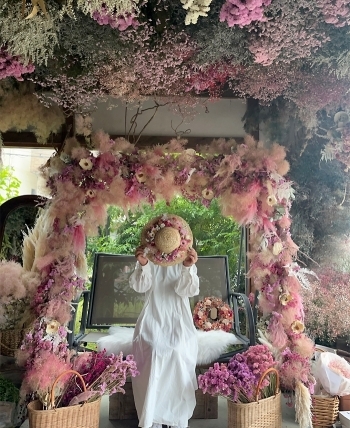 お花溢れる空間のレンタルスペースをご利用ください「Mermaid+Flower -プリティマーメイド-」