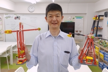 教室長の高田です。楽しく笑顔になれる授業を心掛けています！「ロボット科学教育crefus練馬校」