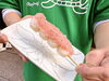 「春の香りをお届け🌸季節限定さくらだんご🍡柴又のお花見の美味しいお供に大人気！柴又帝釈天に一番近いおだんご屋『亀家本舗』さんにて販売中！柴又公園の桜や江戸川河川敷のチューリップ・芝桜の見物にぜひご賞味ください😋」