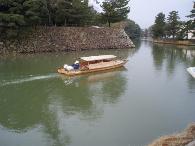 「＼今年も冬の風物詩が登場／こたつで足元ポッカポカの船旅を♪」