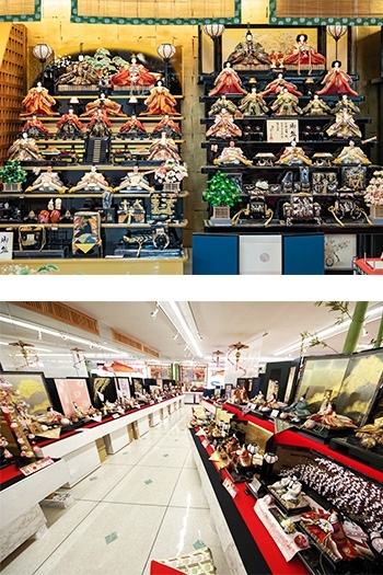広い店内には350体以上を展示。「人形の村上 新居浜本店」