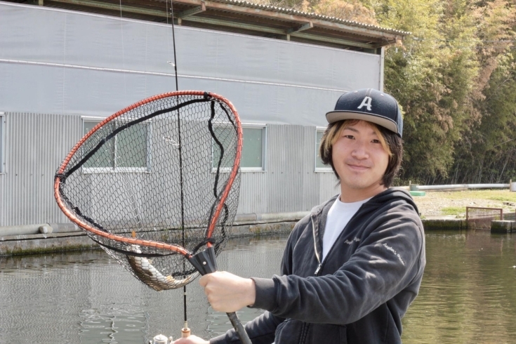 インストラクター：岡川は釣りの腕に自信あり！「スタッフ紹介！」
