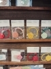 カラーリングがいいんです。「八王子　水引アクセサリーEllieさんの春らしい水引が入荷しています。春のお出かけに水引は相性バツグンおすすめです。八王子お土産　八王子産　八王子スカイホテル　802SKYSHOP 八王子市　八王子　八王子のお店　」