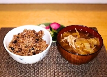 栄養満点の酵素玄米ご飯「かふぇ天香」