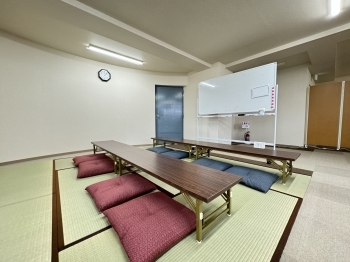 畳の上で勉強もできるスペースもあります。「和泉学習研究所 片倉校」