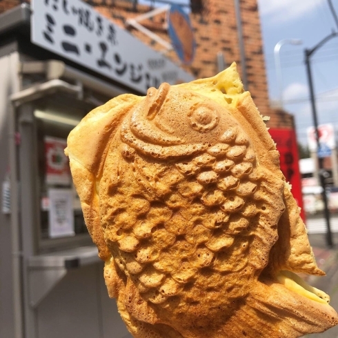 「たい焼き日替わりにバターチキンカレー登場♫」