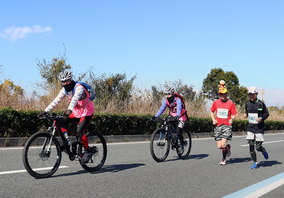 第55回愛媛マラソン写真コンテスト入選『AED自転車隊』（松山市）