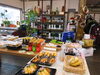 「出来立て弁当や惣菜など揃うお店で、イートイン。恵方巻きのご予約も受付中！魚沼市おおももさん。」