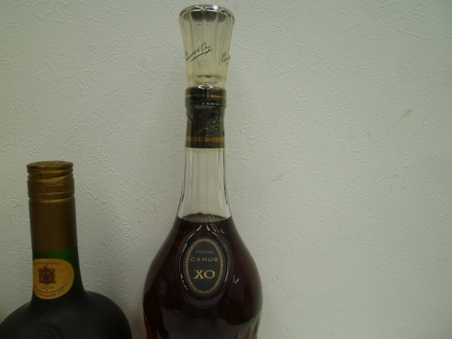 首の長いボトルが特徴のカミュXO ロングネック「お酒も持ち込み増加中です(^^♪　買取専門 金のクマ 沼津店」