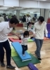 楽しみながら英語も体操も♪「2・3歳の親子向け「英語で体操 GYM TOTS」親子クラスのご案内」